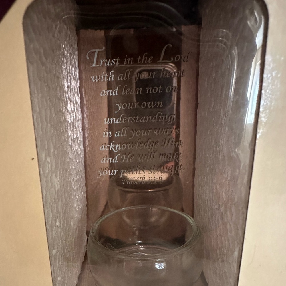 Splendid Votive Holder - Picture 7 of 7